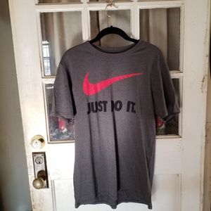 Nike top